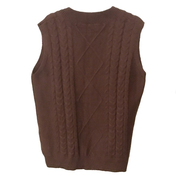 MEN'S BROWN CABLE KNIT VEST SIZE L - Picture 2 of 4